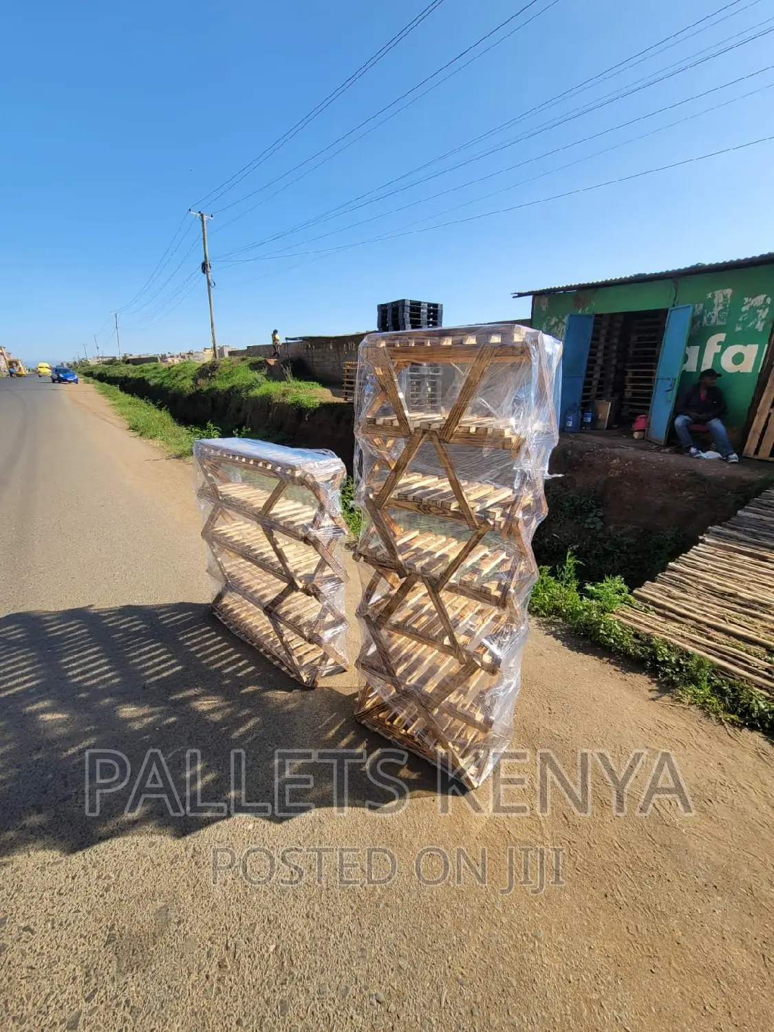 Pallet Shoe Rack- Strong,Stable Blazed Shoe Organizer.(A25)