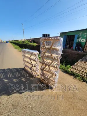 Pallet Shoe Rack- Strong,Stable Blazed Shoe Organizer.(A25)