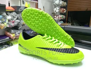 Nike Mercurial Football Trainers - Green