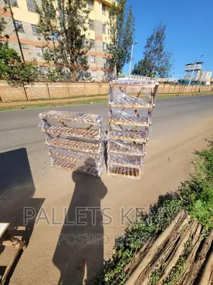 Pallet Shoe Rack- Strong and Stable Shoe Organizer. (#)
