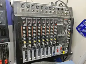 Powered Mixer Britons: 8 Channels