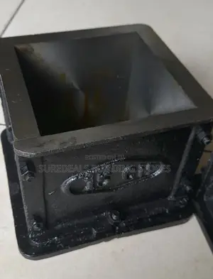 Cast Iron Concrete Testing Cube Moulds,Size:150×150×150mm