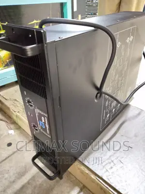 CA12 Crest Audio Power Amplifier;;