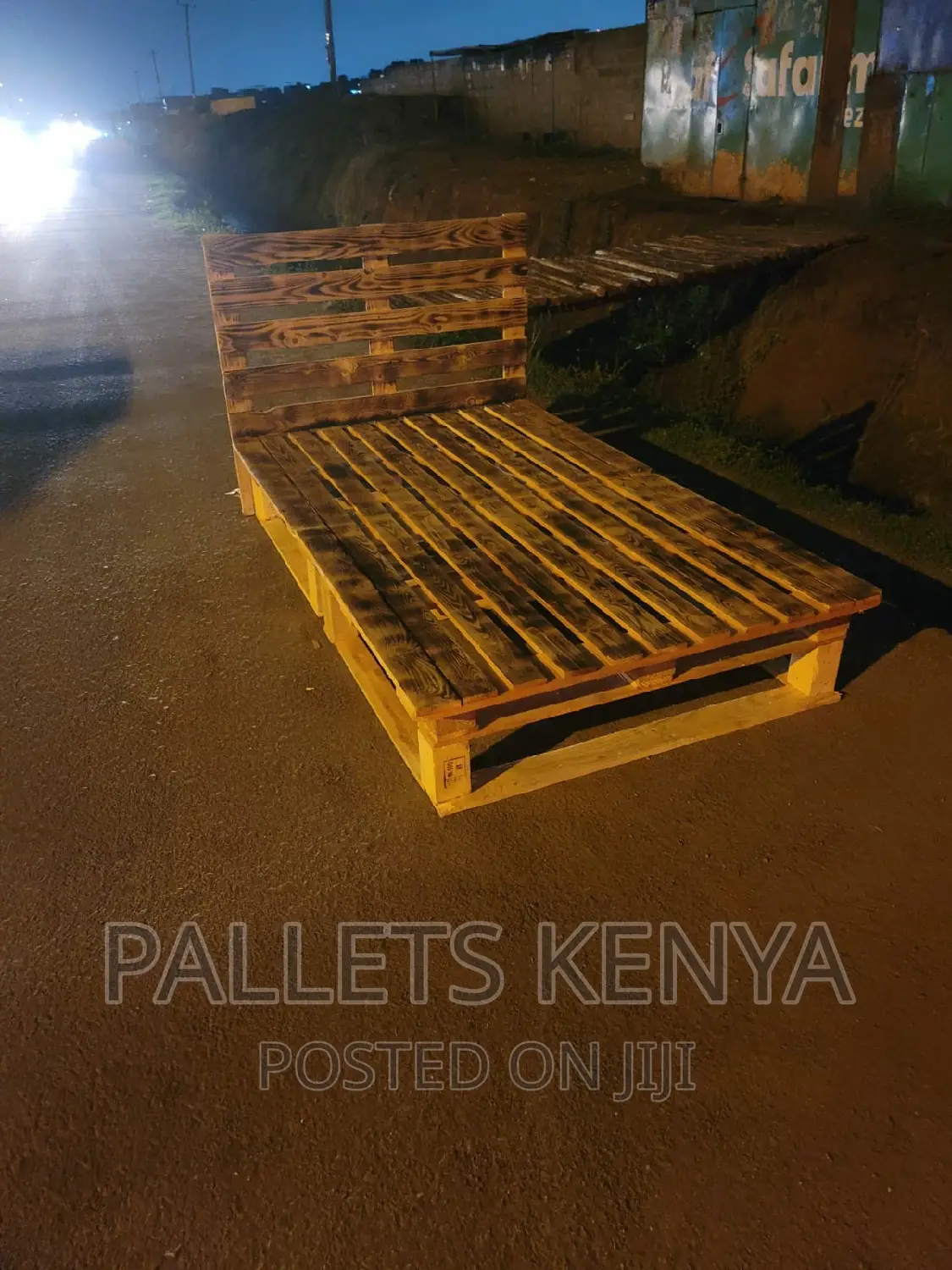 Pallet Bed- 4*6blazed Pallet Bed. (#MD04)
