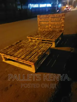 Pallet Bed- 4*6blazed Pallet Bed. (#SO)