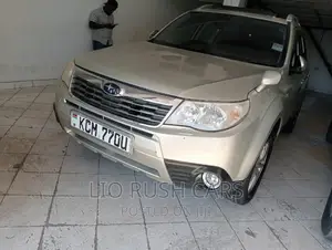 Subaru Forester 2011 Gold