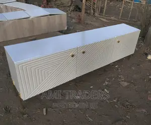 White Golden Stand