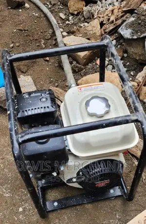 Honda Concrete Vibrator With Melissa Poker
