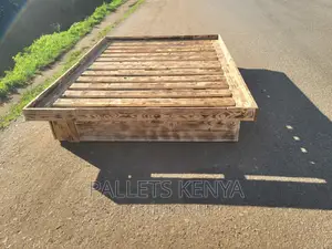 Pallet Bed- 5*6 Detachable and Blazed Pallet Bed. (#RJ07)