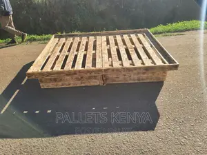 Pallet Bed- 5*6 Detachable and Blazed Pallet Bed. (#RJ08)