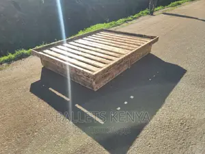 Pallet Bed- 5*6 Detachable and Blazed Pallet Bed. (#RJ10,)