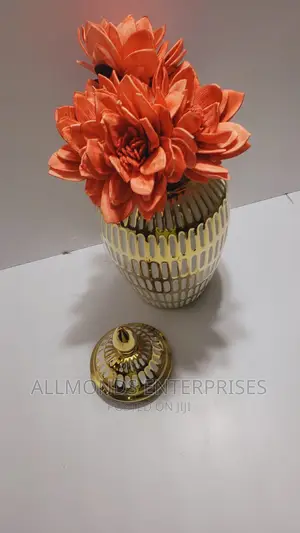 Ceramic Gold Plated Vase White and Ginger Like