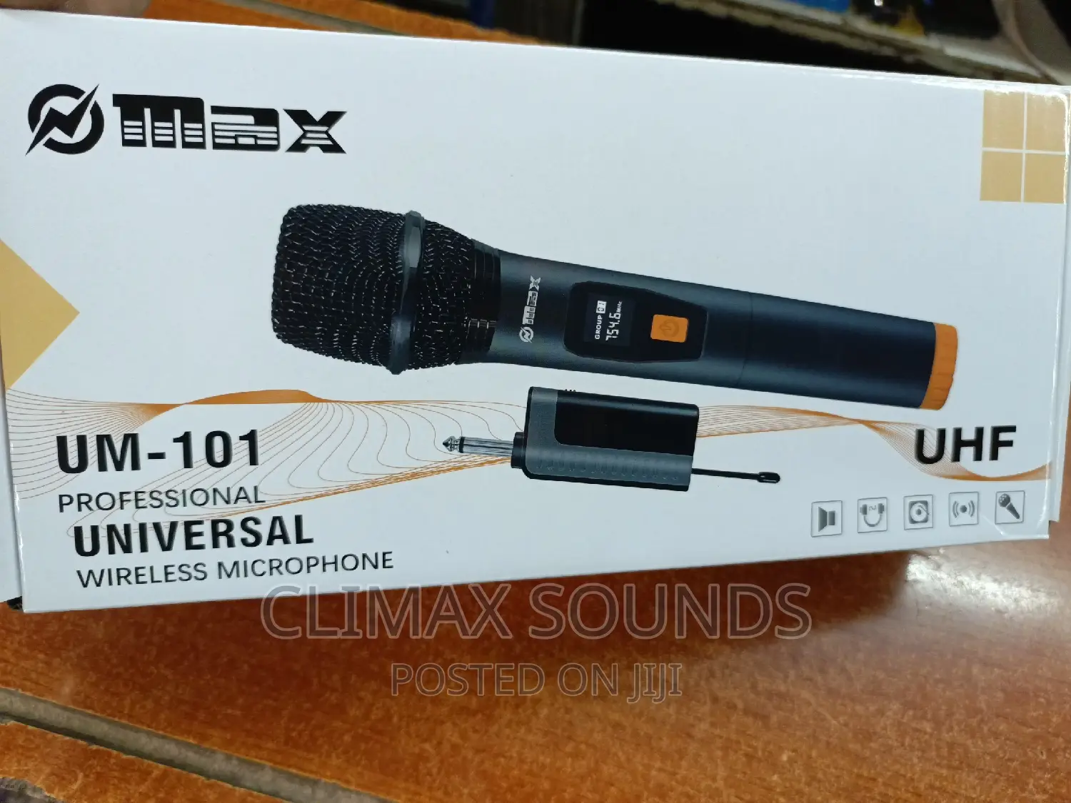 Universal Professional Wireless Microphone