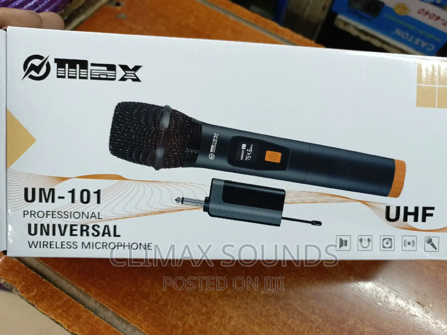Universal Professional Wireless Microphone