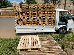 Wood Pallets- Strong Heat Treated Wood Pallets.(#DL01)