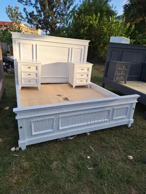 6/6 Wooden Bed
