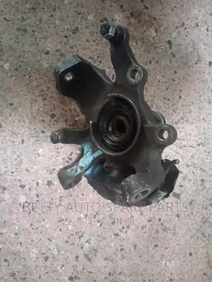 Nissan Hard Body Front Hub