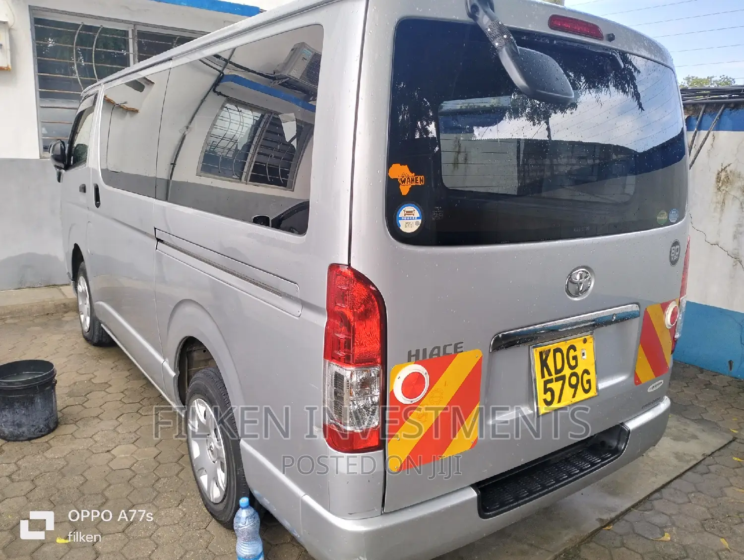 Toyota HiAce 2015 Silver