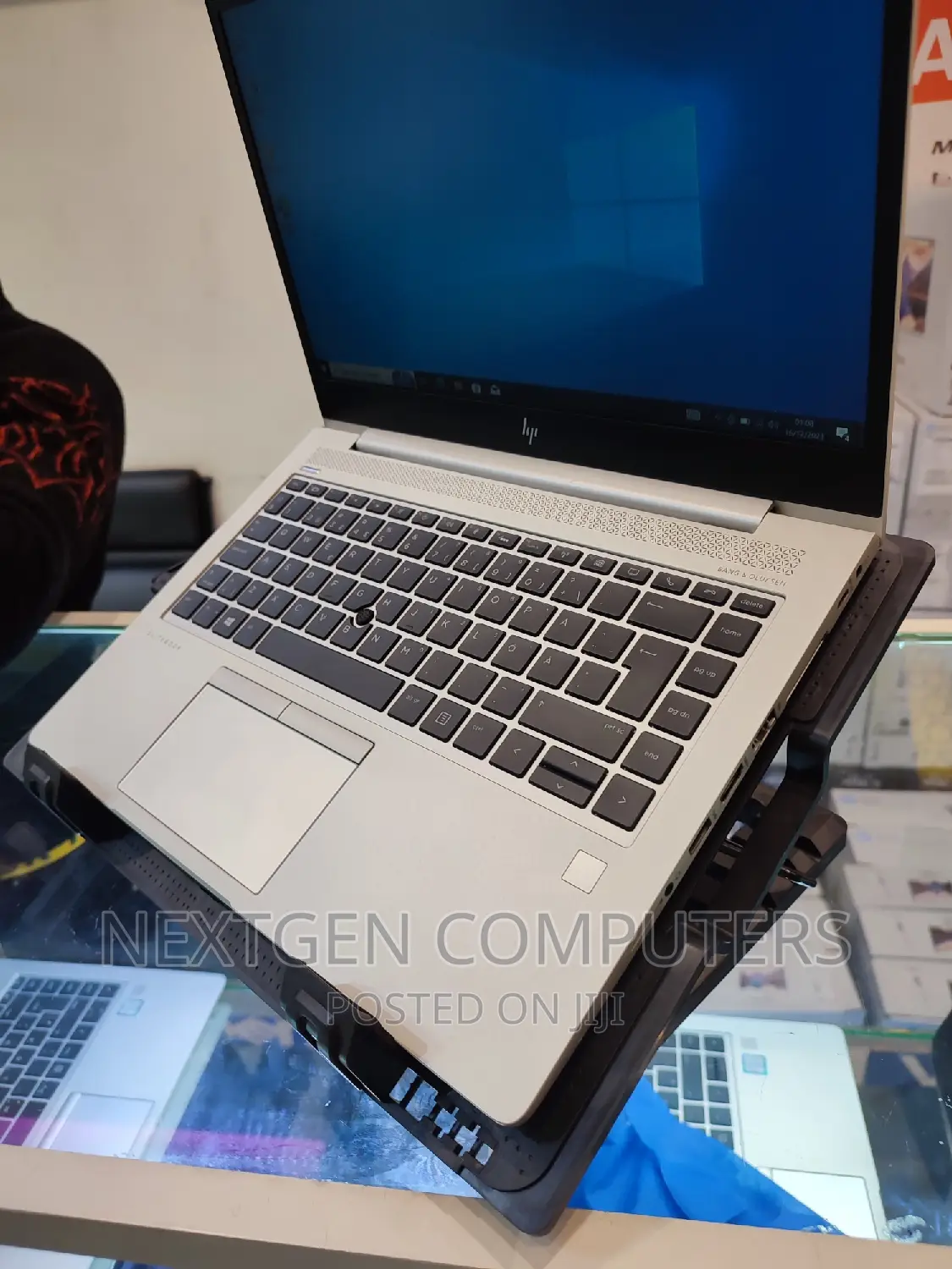 HAING Notebook Cooler/Notebook Stand and Cooling Pad