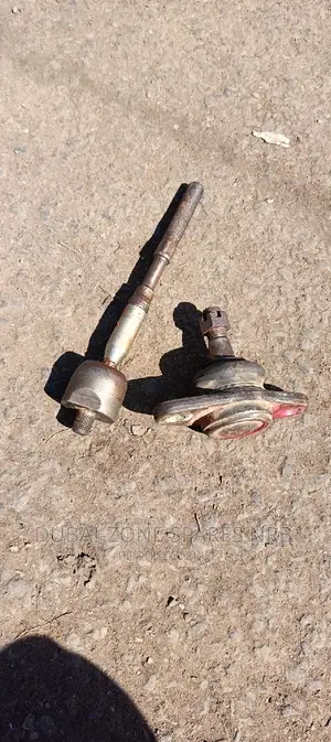 Toyota 7L Box Hiace 1kd/2kd/1tr/2tr 4-Wheel Drive Rack Ends.