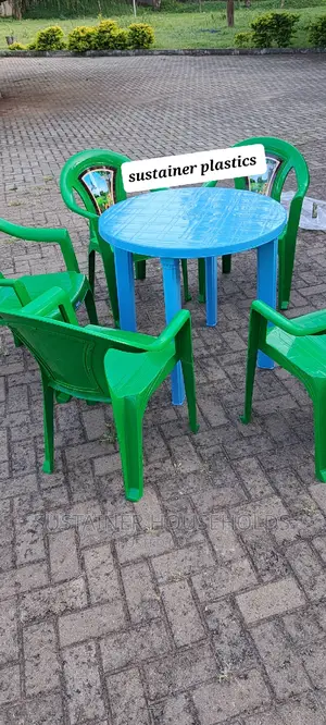 Plastic Round Table and 5 Flower Chairs