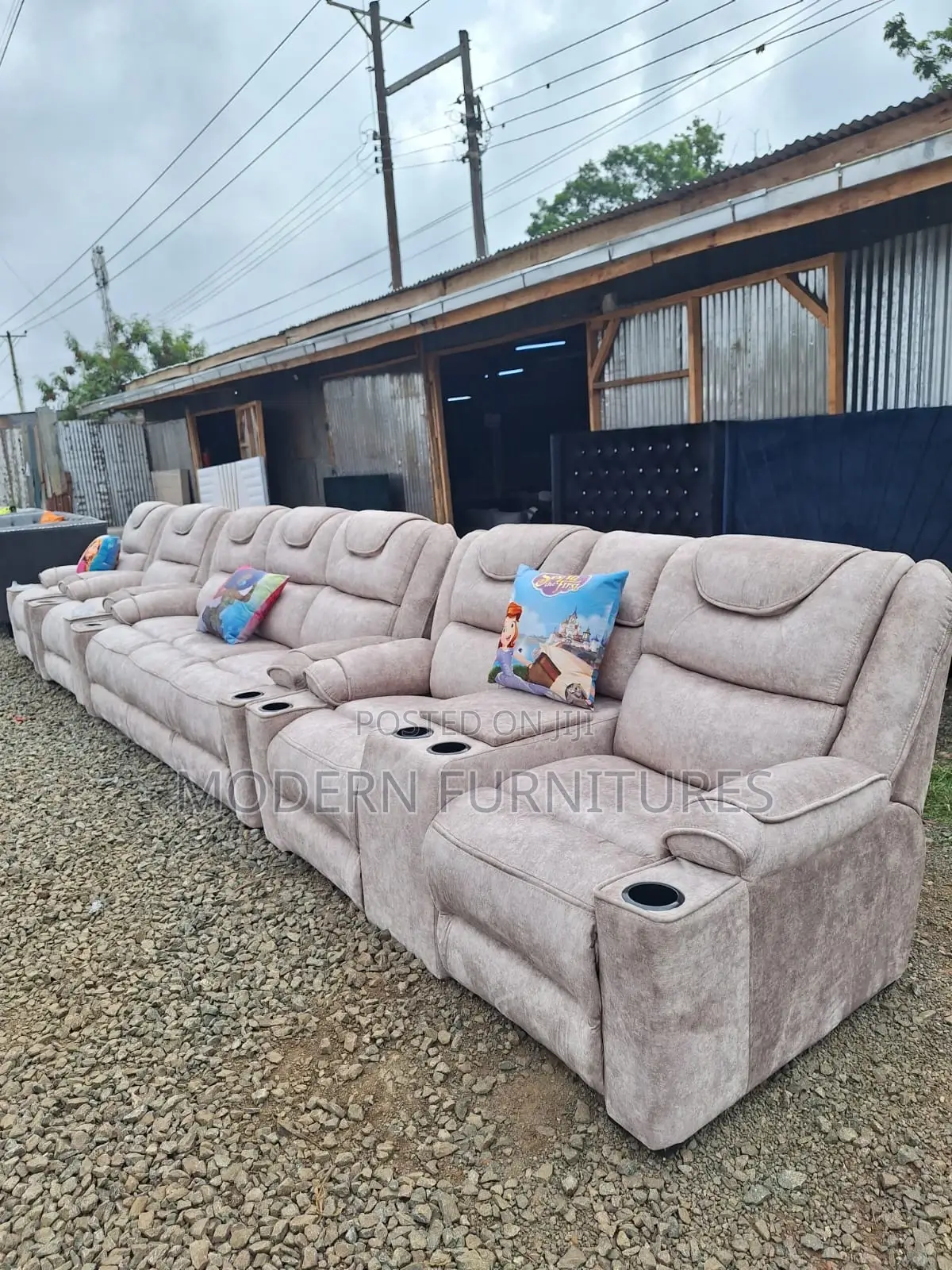 7 Seater Reclinerlike Sofa