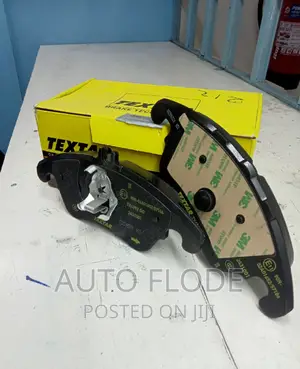 Mercedes W 212 Front Brake Pads Available.