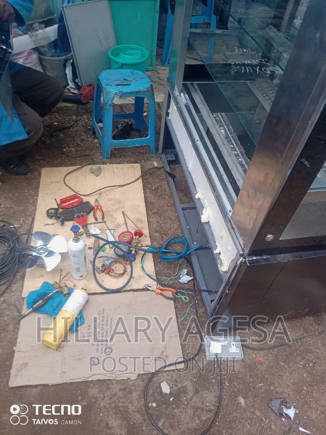 Display Freezer Assembling Process