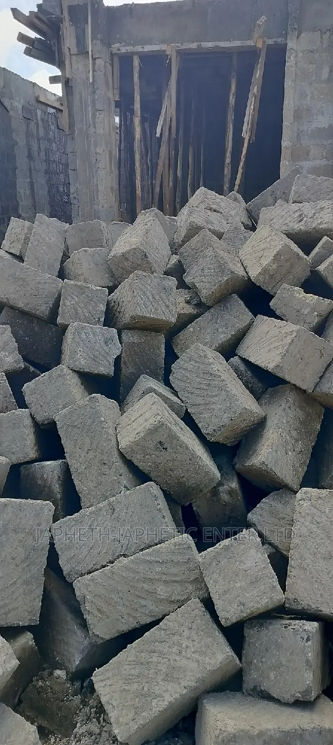 Machine Cut Stones  Ndarugo