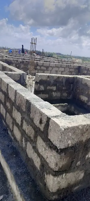 Machine Cut Stones  Ndarugo