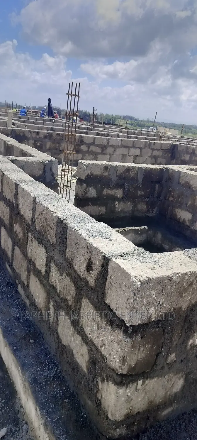 Machine Cut Stones  Ndarugo