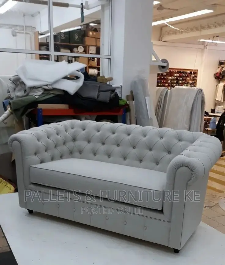 Chester Seat
