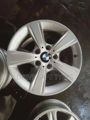 17 Inch Ex Japan Brand New BMW X3 Original Rims Set