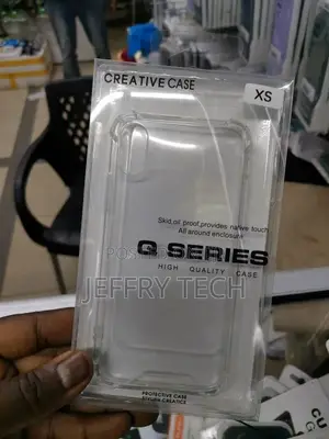 iPhone X / XS Protection Clear Case