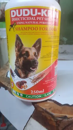 Dudukrin Dog and Cat Shampoo - 250 Ml