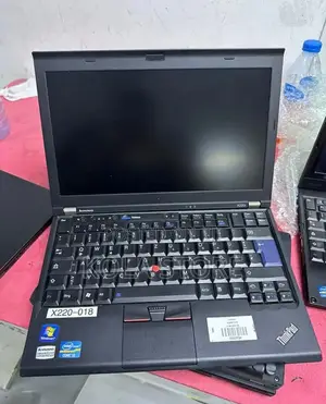 Laptop Lenovo ThinkPad X220 4GB Intel Core I5 HDD 500GB