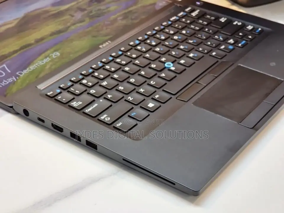 Laptop Dell Latitude 7490 16GB Intel Core I5 SSD 256GB