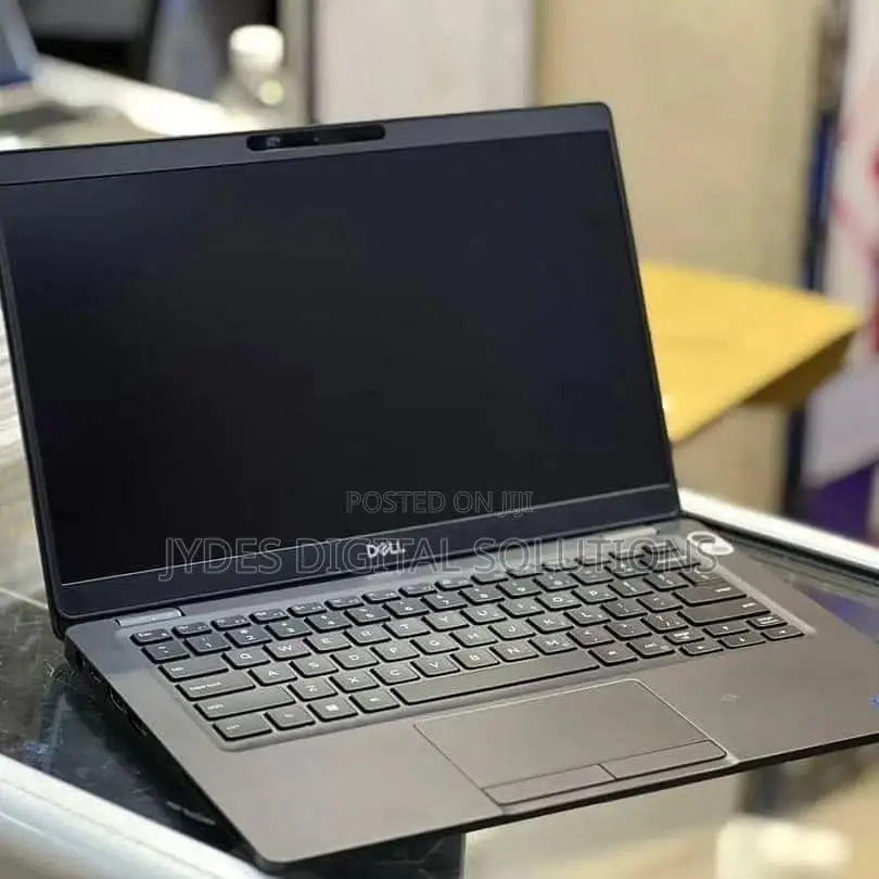 Laptop Dell Latitude 5300 16GB Intel Core i5 SSD 512GB