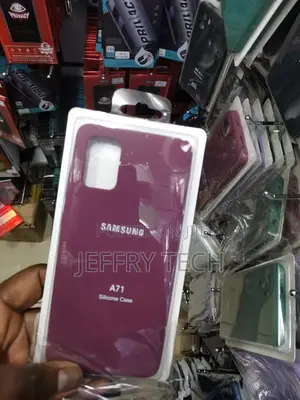 Samsung Galaxy A71 Silicone Case Maroon
