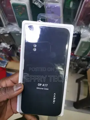 Silicone Soft Back Cover Case for Oppo A17 (Black)