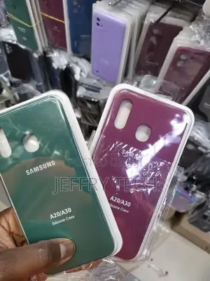 Silicone Cover Case Samsung Galaxy A20/A30 Green/Black