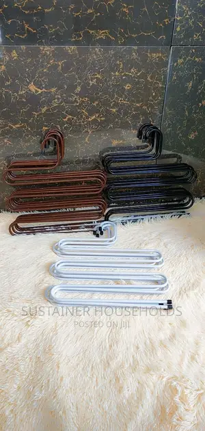 New In Multiple Trouser Hangers **High Quality
