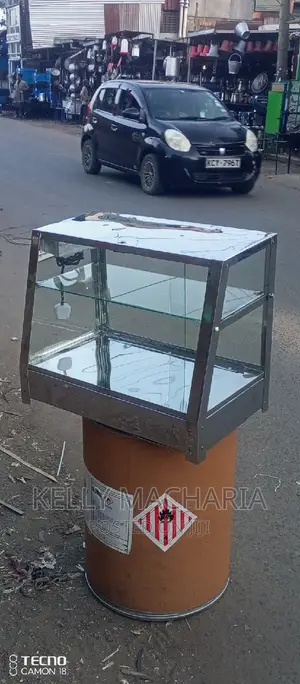 Displaying Food Warmers