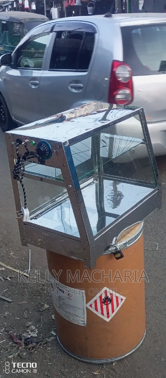 Displaying Food Warmers