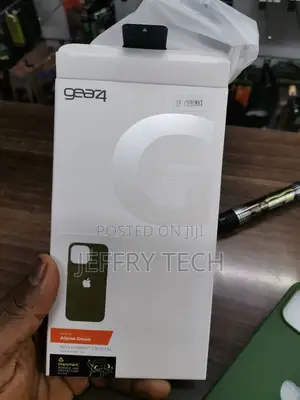 GEAR4 Rio iPhone 12 Pro Max Case - Green