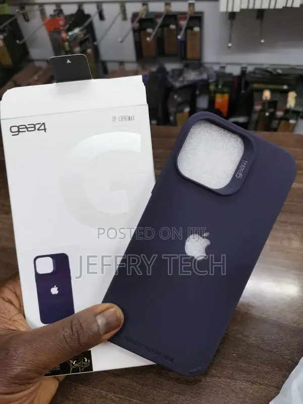 GEAR4 Rio iPhone 13 Pro Max Case - Purple
