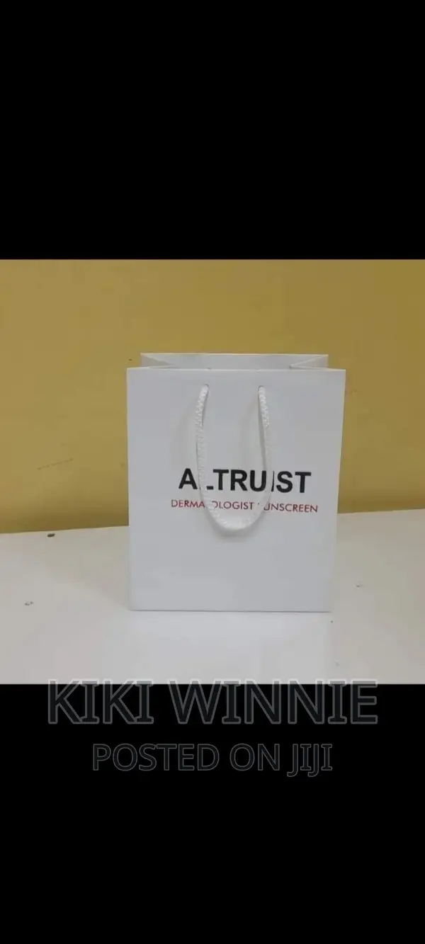 White Gift Packing Bags
