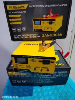12v/24v Intelligent Car Battery Fast Pulse Charger Machine