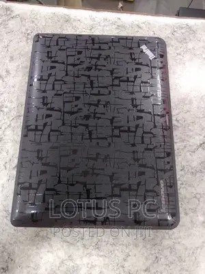 Laptop Lenovo ThinkPad X131e 4GB Intel Celeron HDD 500GB
