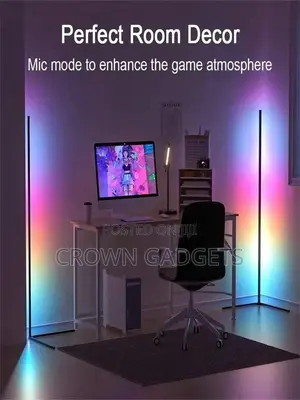 Dimmable Standing Lamp With Remote Control